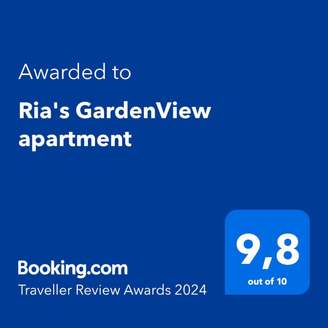 Ria'S Gardenview Apartment 이오아니아 외부 사진
